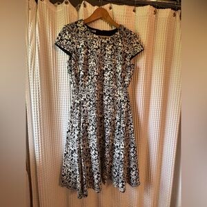 Maggy London Black and White Floral Dress